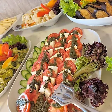 Sever Hotel *